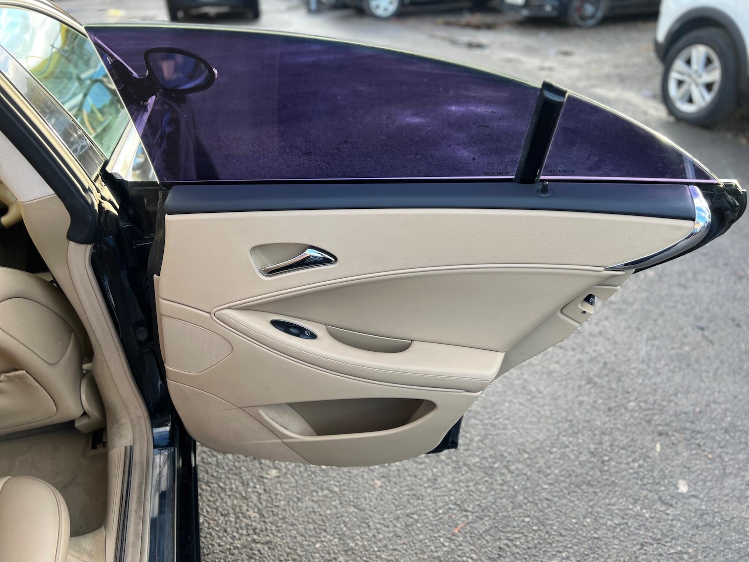 Used Mercedes-Benz CLS 2008 for sale - 76855662: Photo 16