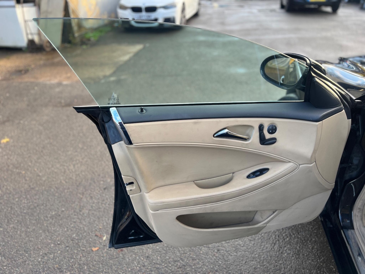 Used Mercedes-Benz CLS 2008 for sale - 76855662: Photo 19