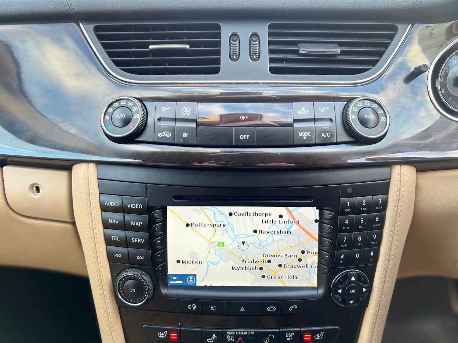 Used Mercedes-Benz CLS 2008 for sale - 76855662: Photo 27