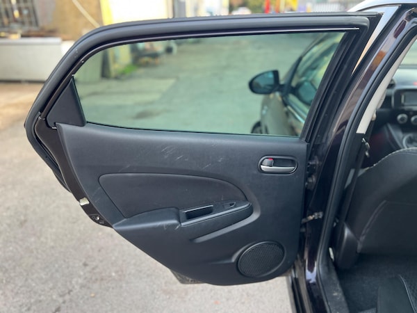Used Mazda Mazda2 2014 for sale - 76136276: Photo 12