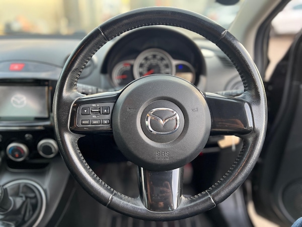 Used Mazda Mazda2 2014 for sale - 76136276: Photo 17