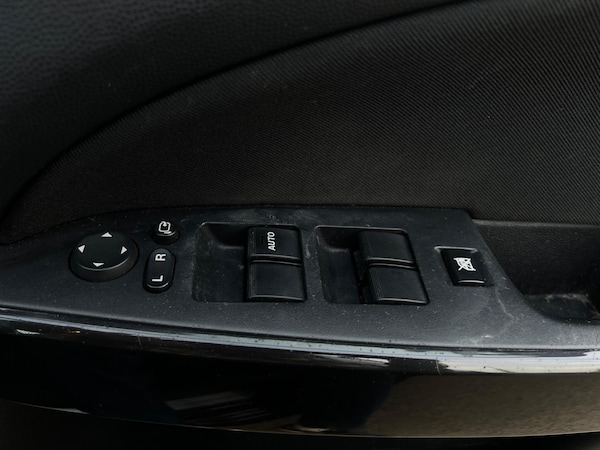 Used Mazda Mazda2 2014 for sale - 76136276: Photo 19