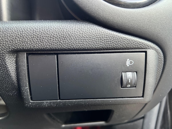 Used Mazda Mazda2 2014 for sale - 76136276: Photo 20