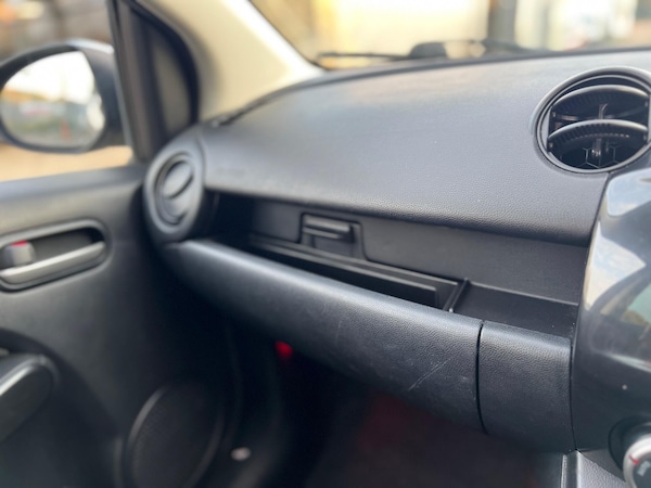 Used Mazda Mazda2 2014 for sale - 76136276: Photo 27