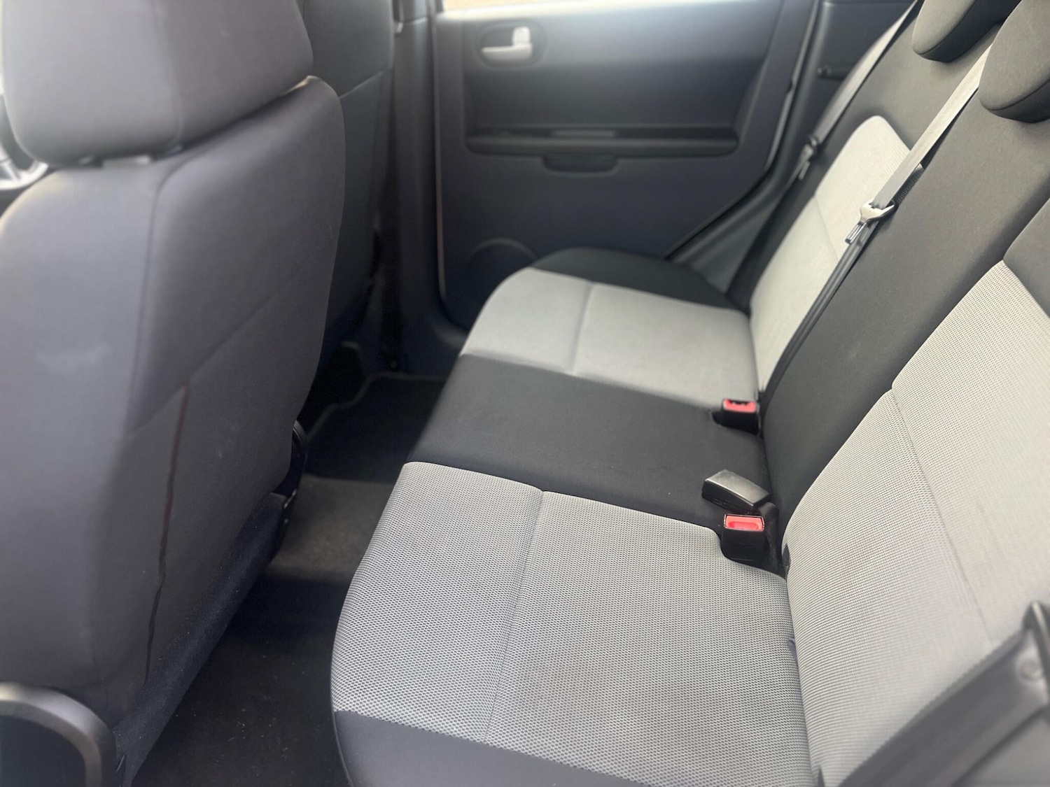 Used Mitsubishi Colt 2010 for sale - 77131025: Photo 19