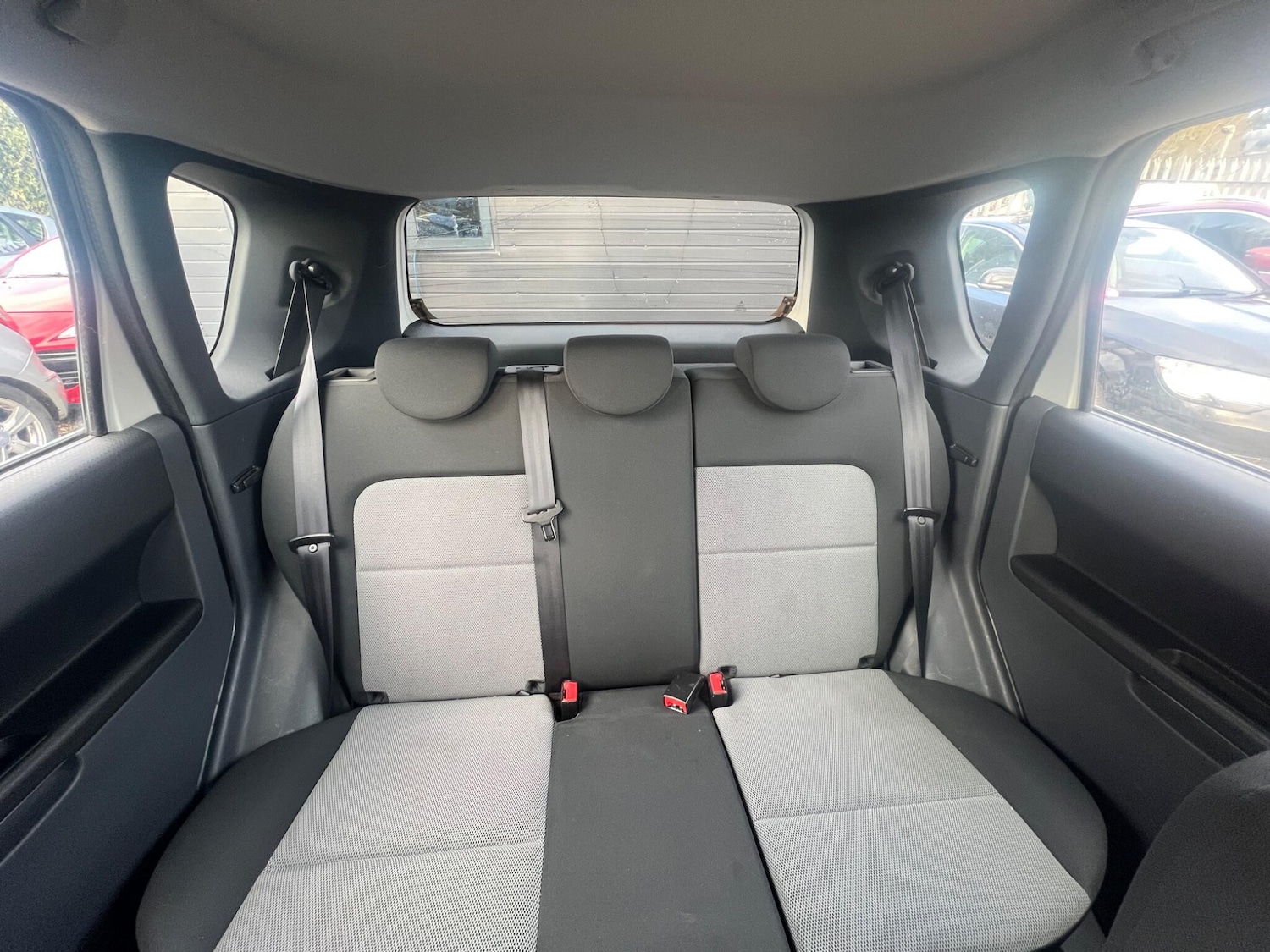 Used Mitsubishi Colt 2010 for sale - 77131025: Photo 26