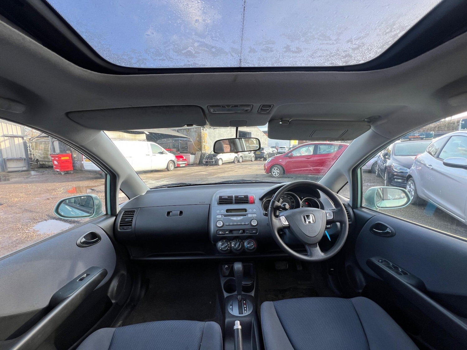 Used Honda Jazz 2004 for sale - 77559544: Photo 21