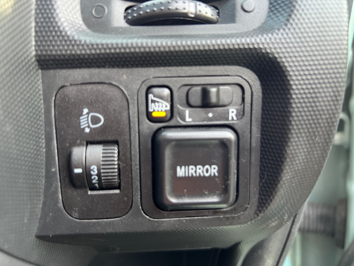 Used Honda Jazz 2004 for sale - 77559544: Photo 28