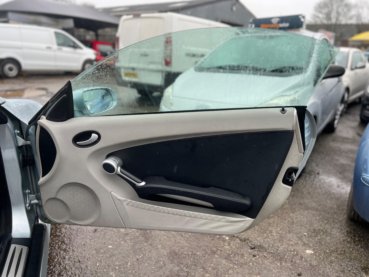 Used Mercedes-Benz SLK 2005 for sale - 77625668: Photo 17