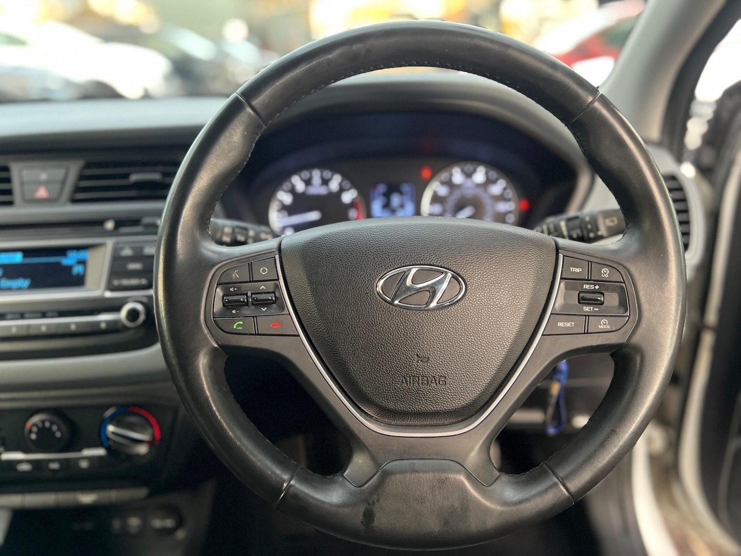 Used Hyundai i20 2016 for sale - 76658618: Photo 26