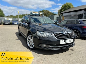 Used Skoda Superb 2015 for sale - 76612836: Photo