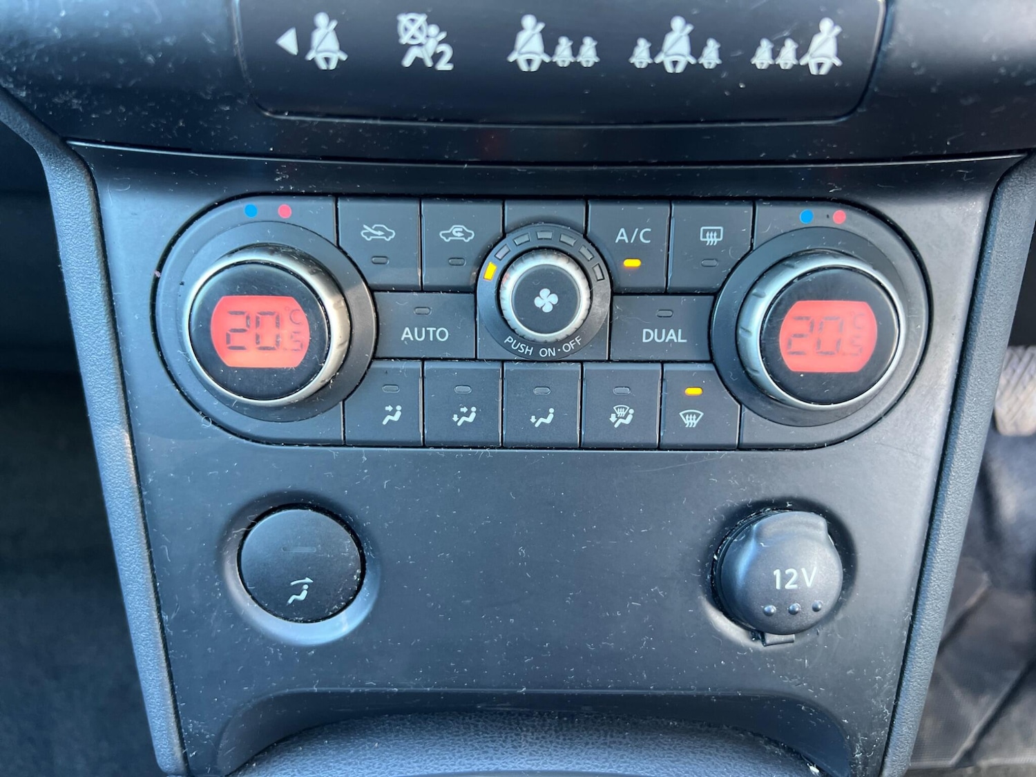 Used Nissan Qashqai 2009 for sale - 77958276: Photo 18