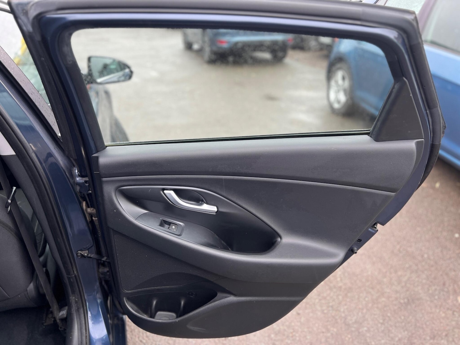 Used Hyundai i30 2018 for sale - 76855687: Photo 14