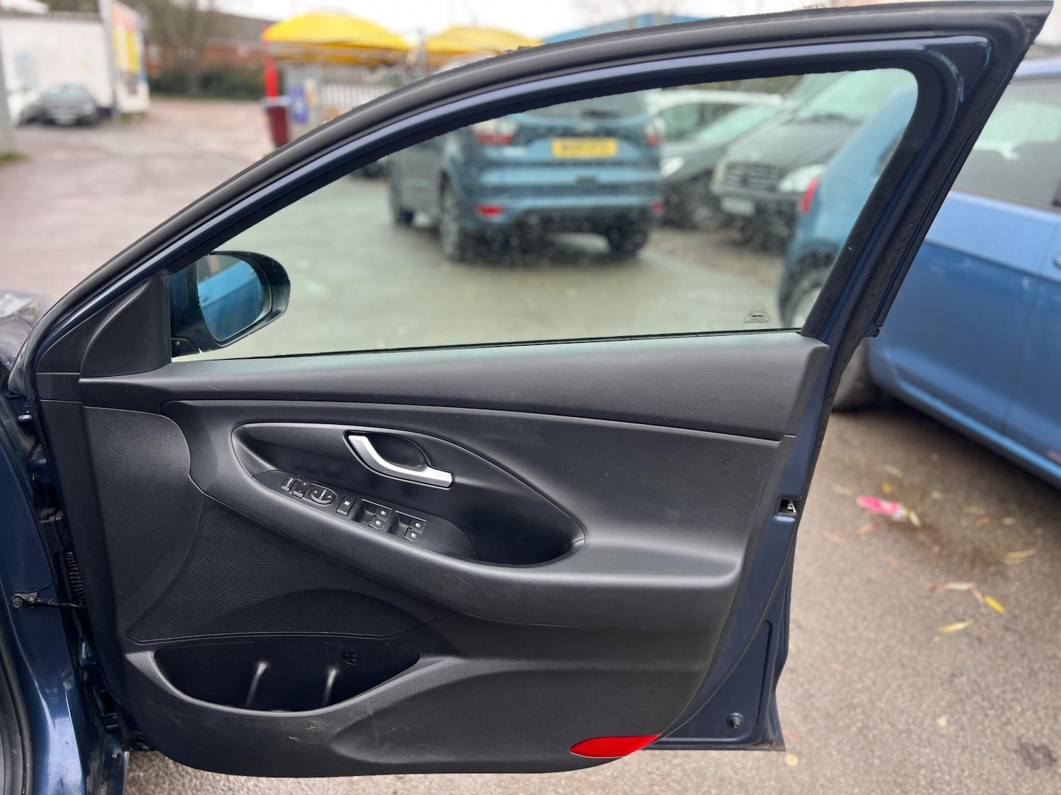 Used Hyundai i30 2018 for sale - 76855687: Photo 15