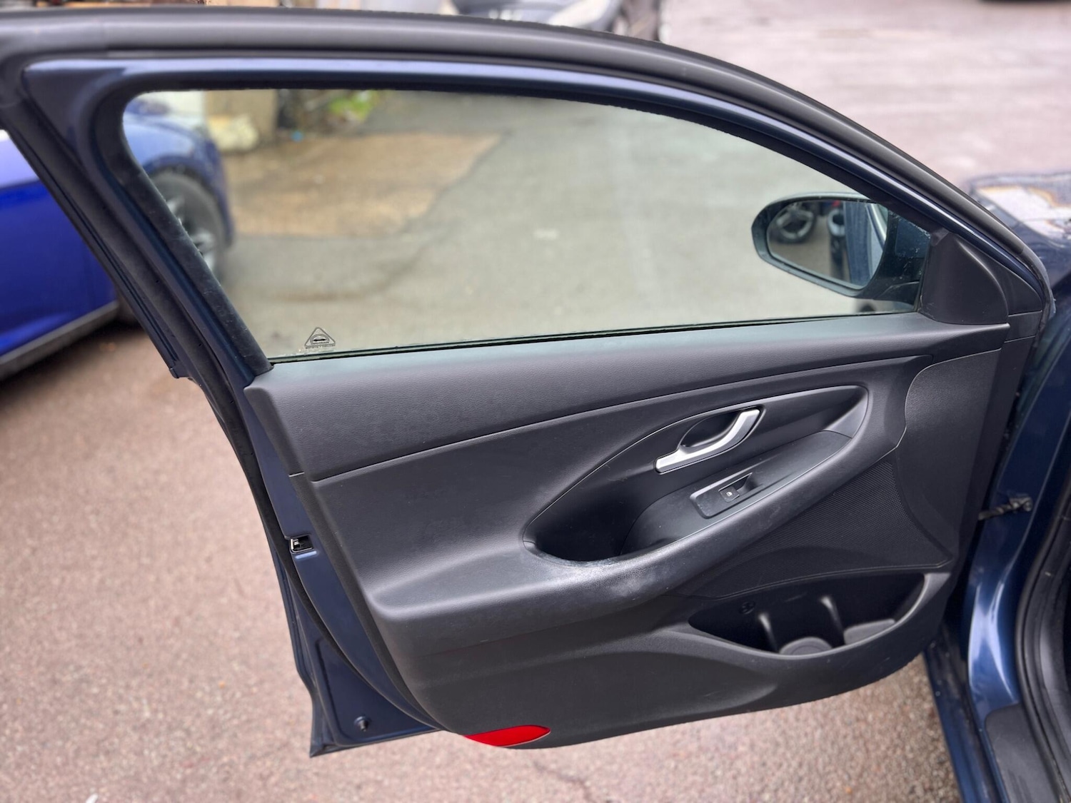 Used Hyundai i30 2018 for sale - 76855687: Photo 17