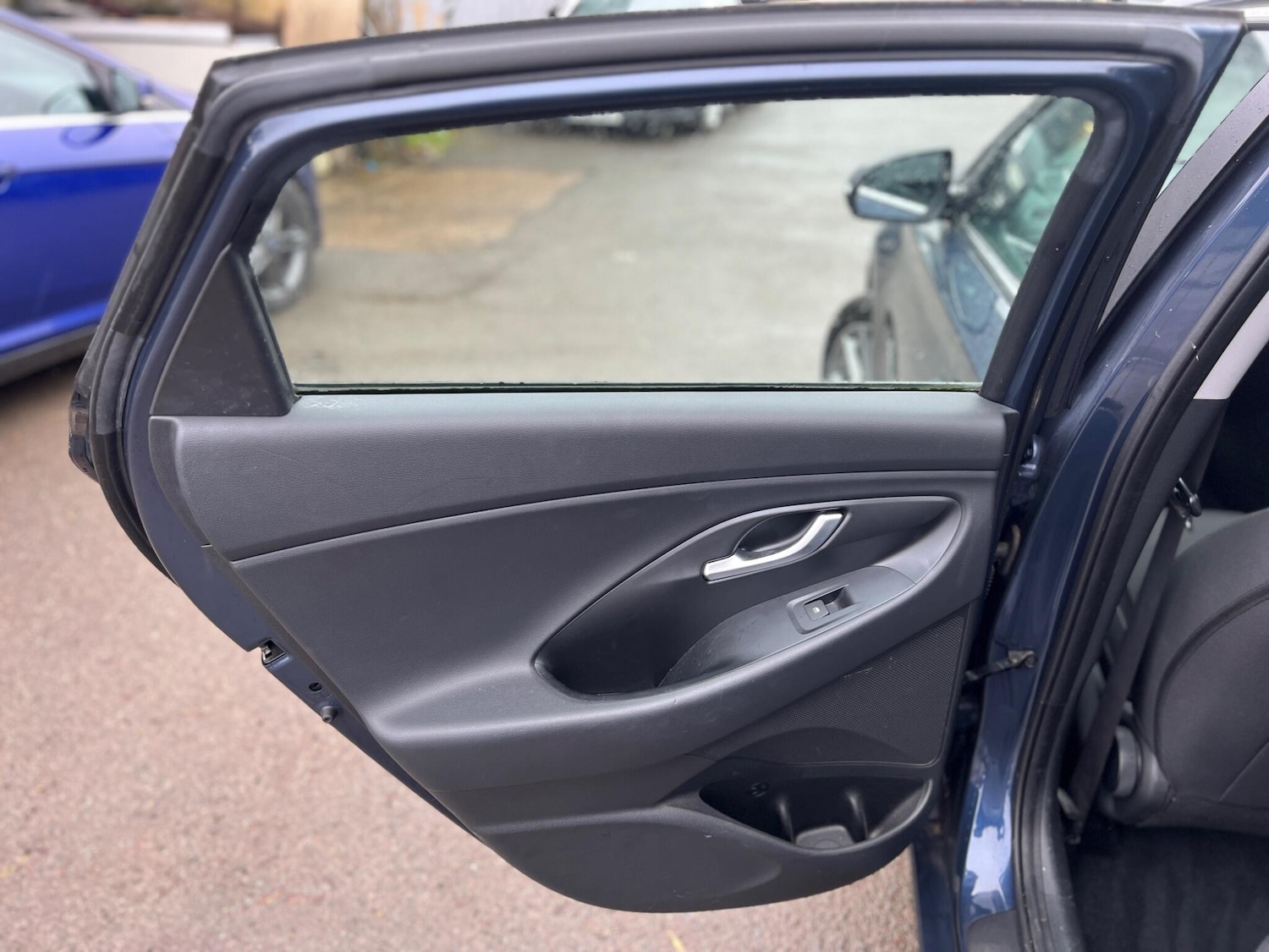 Used Hyundai i30 2018 for sale - 76855687: Photo 18