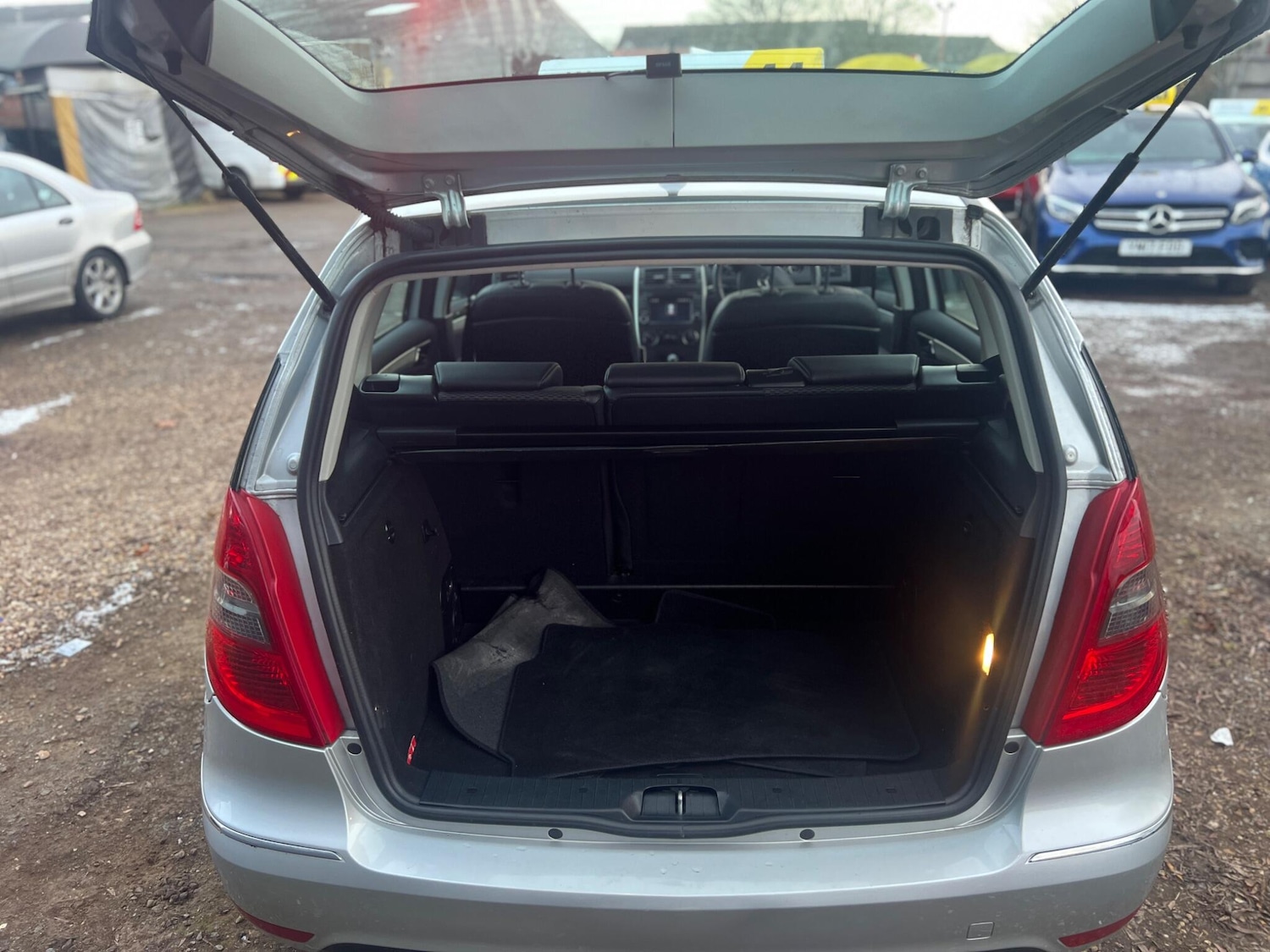 Used Mercedes-Benz A-Class 2011 for sale - 77120362: Photo 21