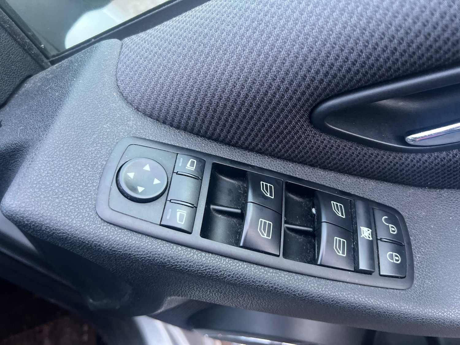 Used Mercedes-Benz A-Class 2011 for sale - 77120362: Photo 27