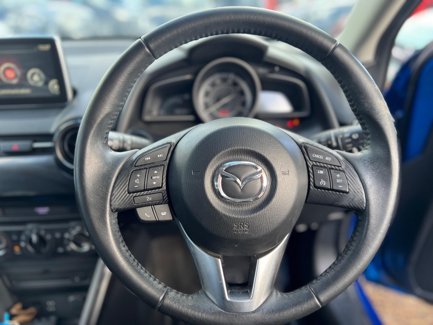 Used Renault Captur for sale - 77893120: Photo 18