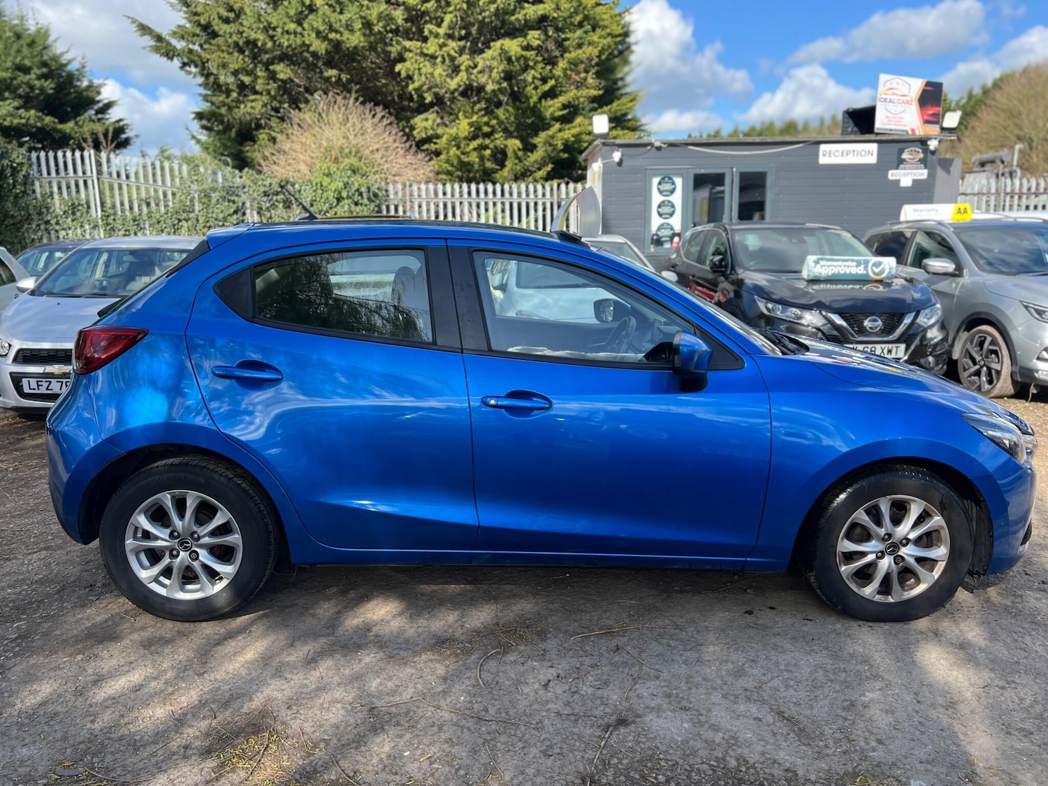 Used Renault Captur for sale - 77893120: Photo 6