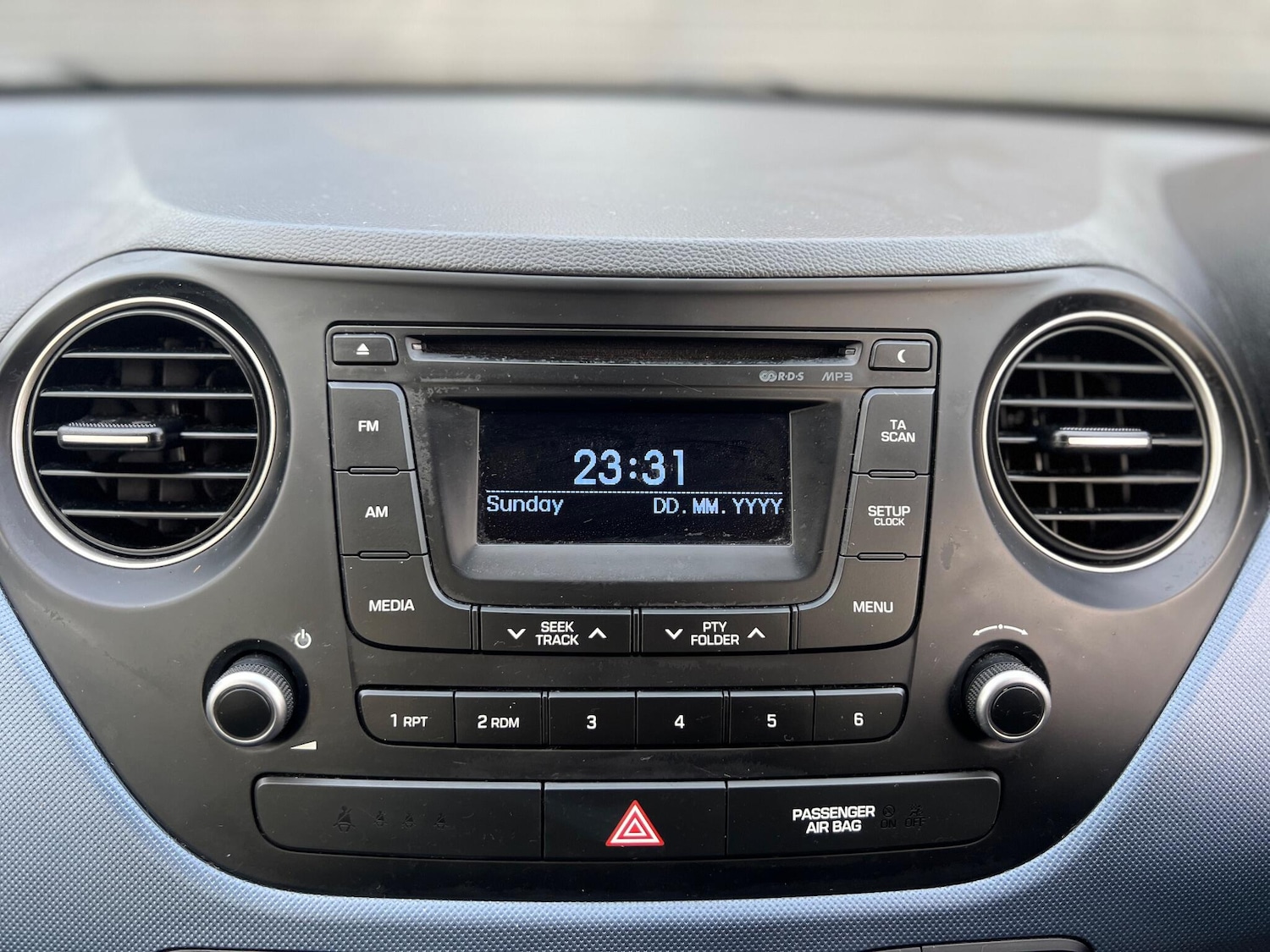 Used Hyundai i10 2014 for sale - 77050156: Photo 27