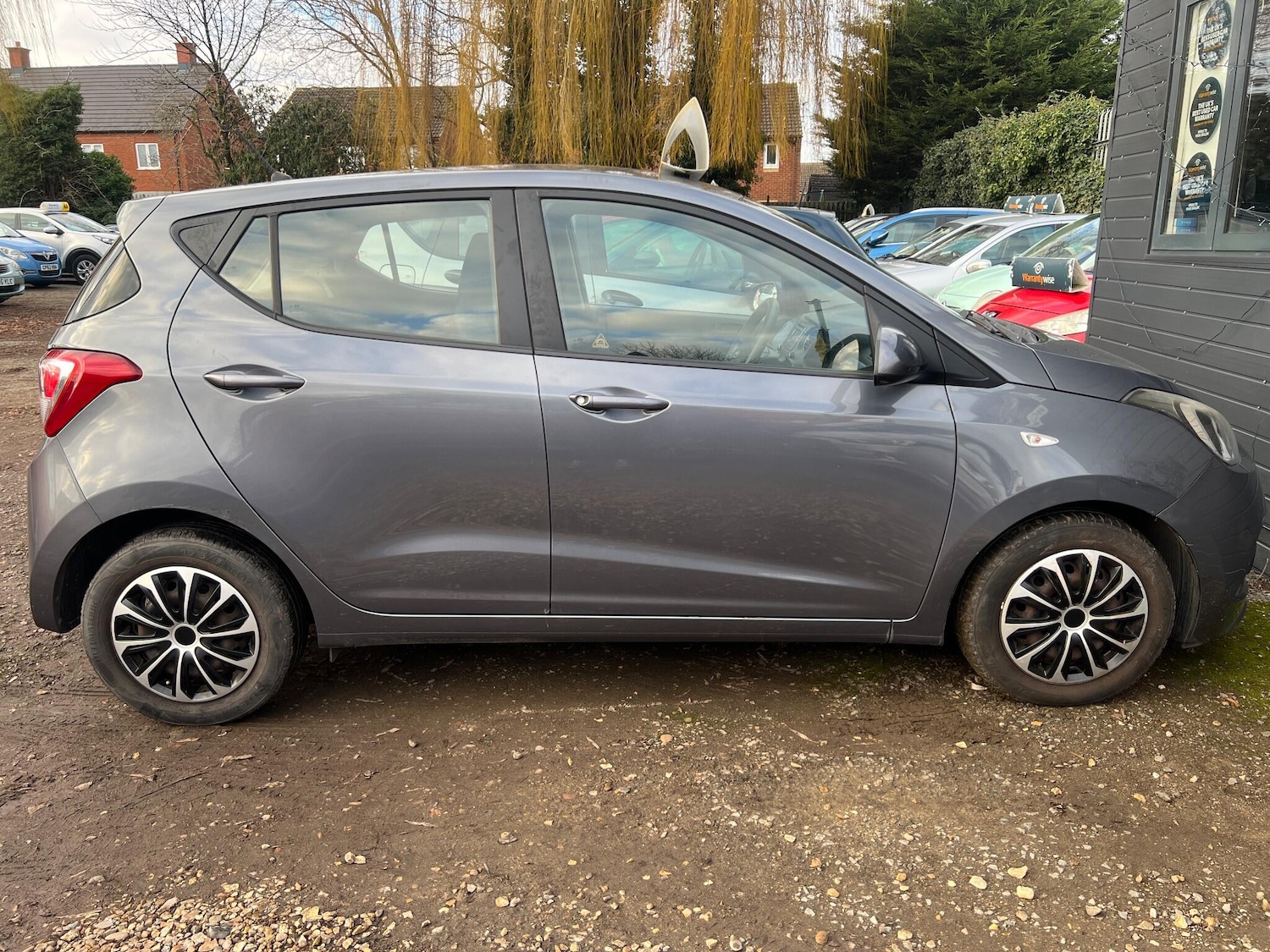 Used Hyundai i10 2014 for sale - 77050156: Photo 8