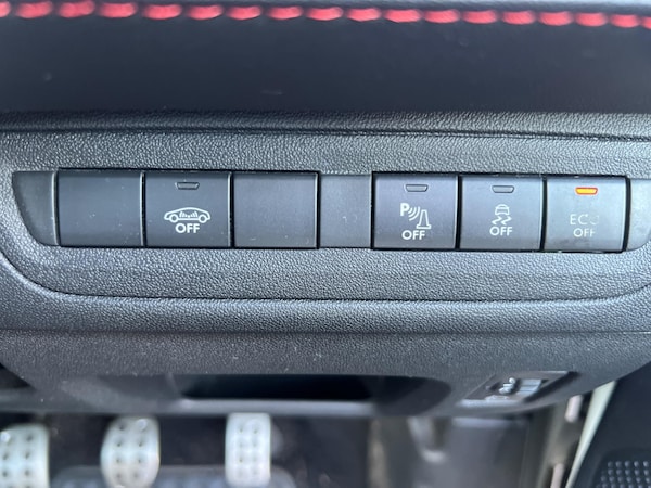 Used Peugeot 208 2017 for sale - 75646245: Photo 16