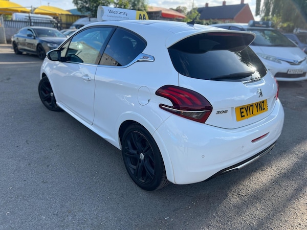 Used Peugeot 208 2017 for sale - 75646245: Photo 5