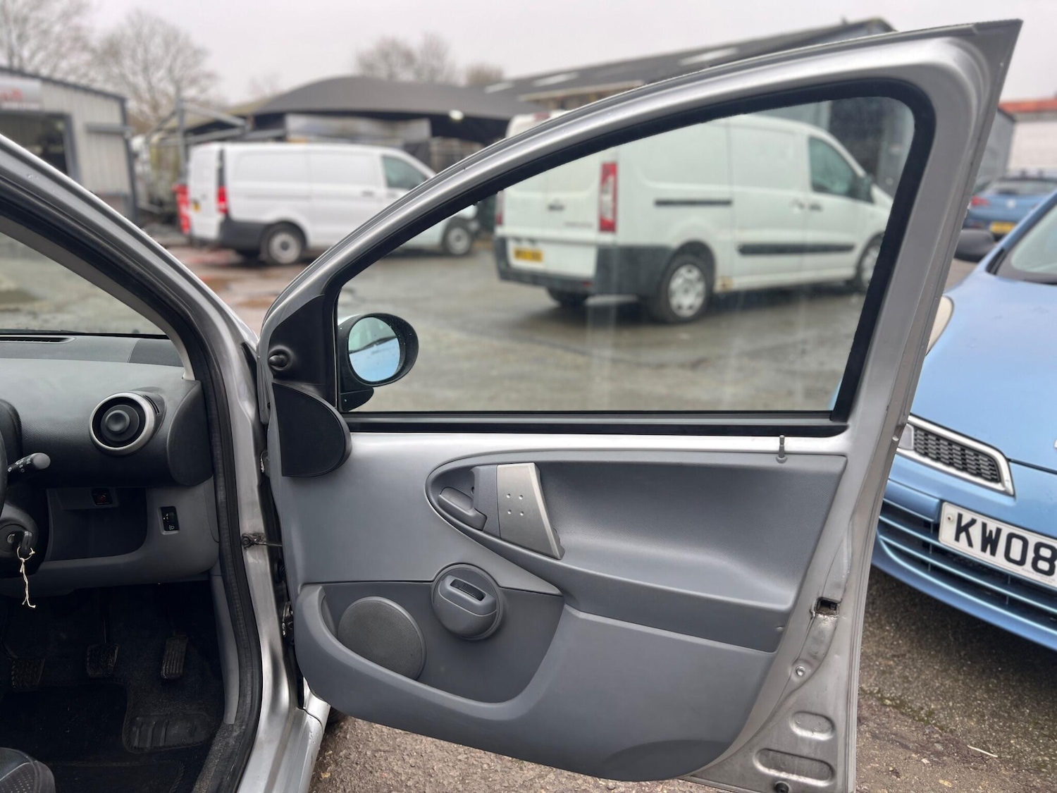 Used Toyota AYGO for sale - 77613020: Photo 11