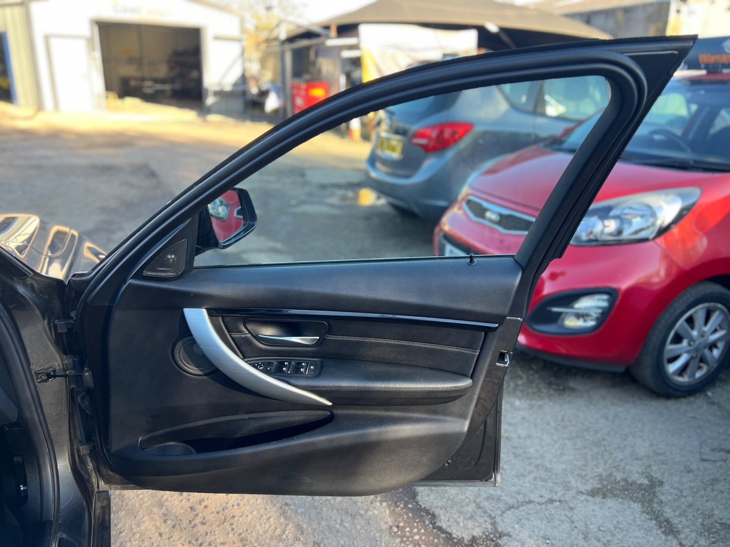 Used BMW 3 Series 2016 for sale - 77957167: Photo 12