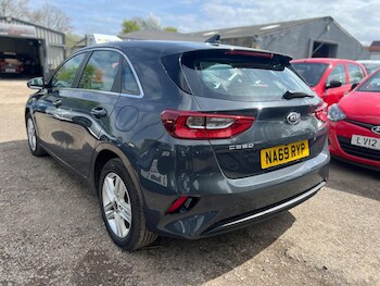 Used Kia Ceed 2019 for sale - 78275763: Photo