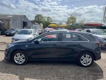 Used Kia Ceed 2019 for sale - 78275763: Photo