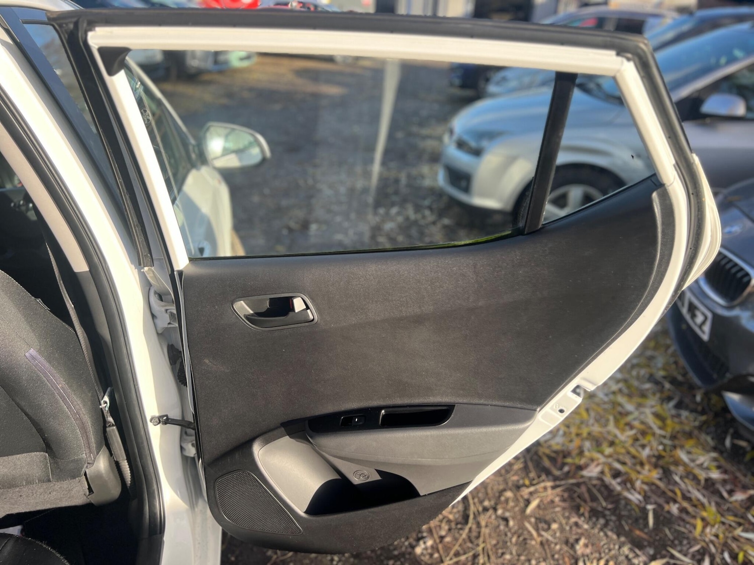 Used Hyundai i10 2018 for sale - 76899258: Photo 15