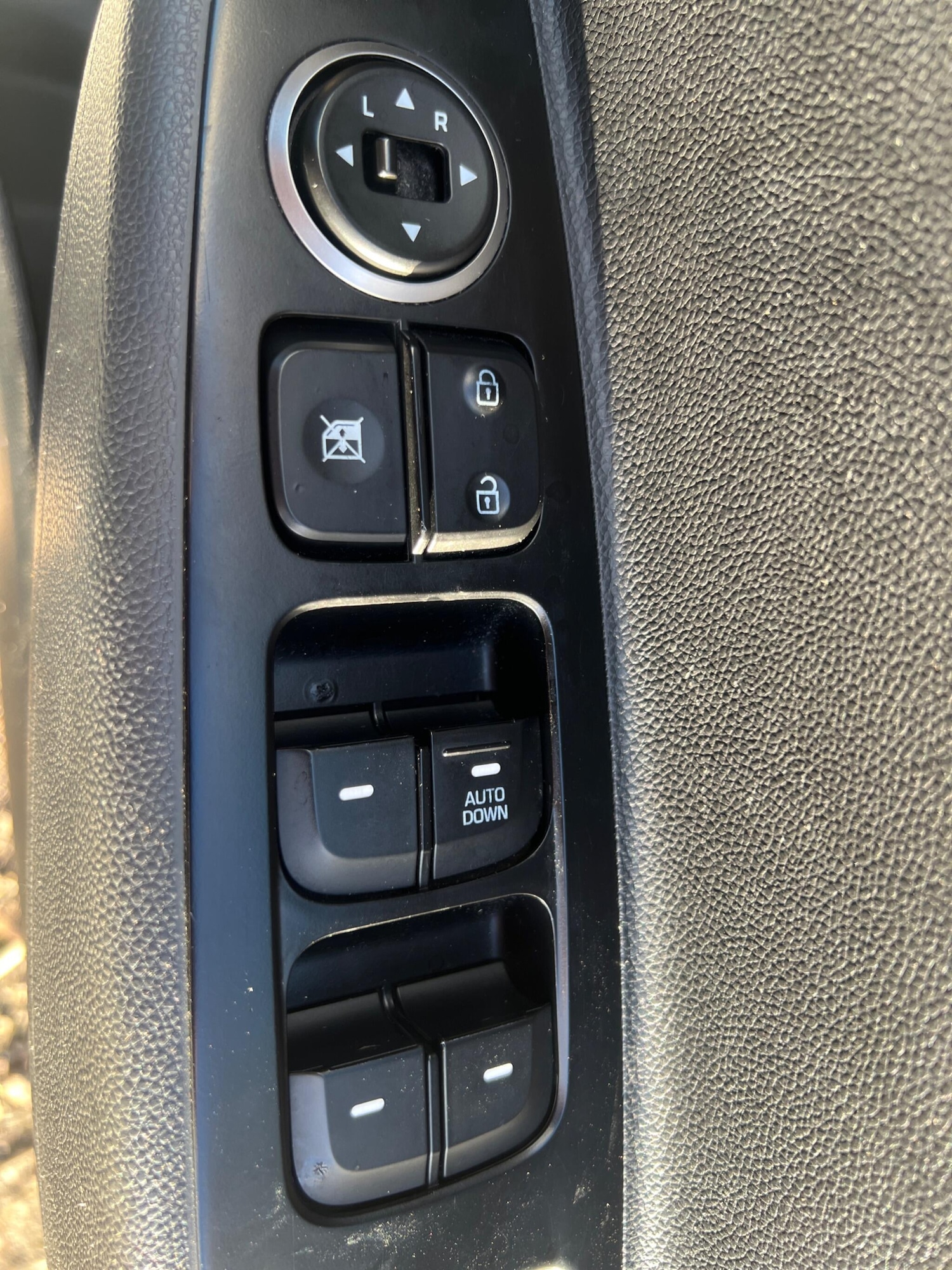 Used Hyundai i10 2018 for sale - 76899258: Photo 23