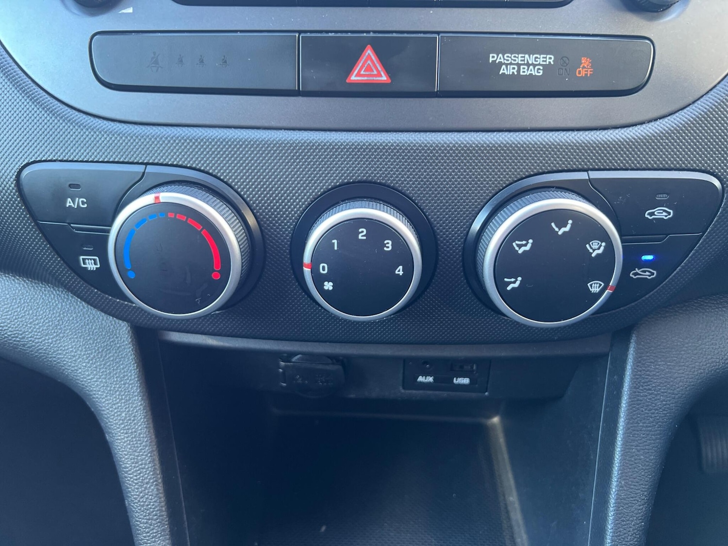 Used Hyundai i10 2018 for sale - 76899258: Photo 26