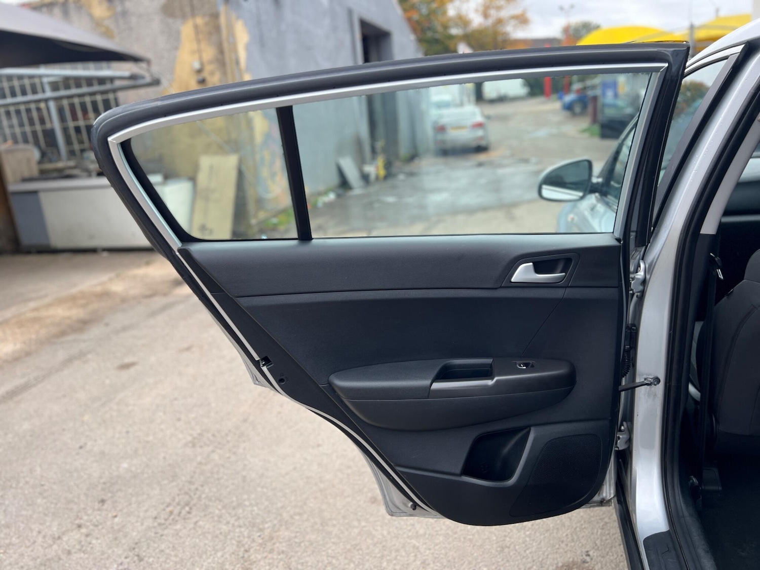 Used Kia Sportage 2017 for sale - 76899600: Photo 16