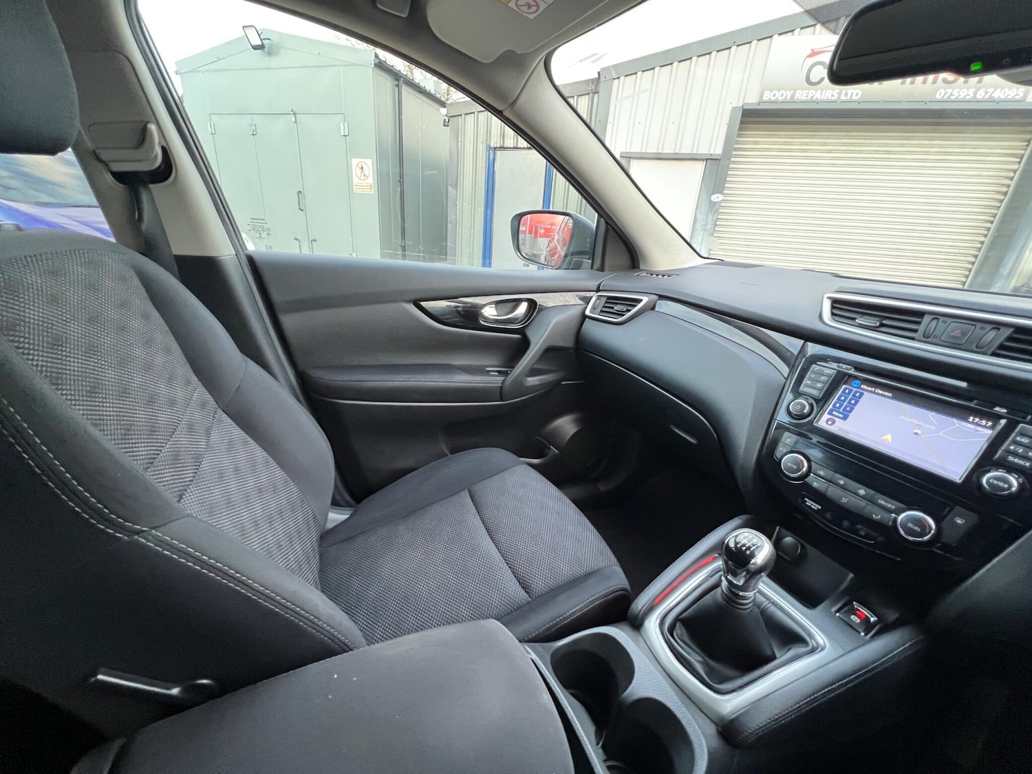 Used Nissan Qashqai 2017 for sale - 78033853: Photo 18