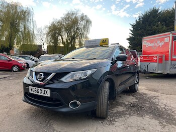 Used Nissan Qashqai 2017 for sale - 78033853: Photo