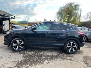 Used Nissan Qashqai 2017 for sale - 78033853: Photo