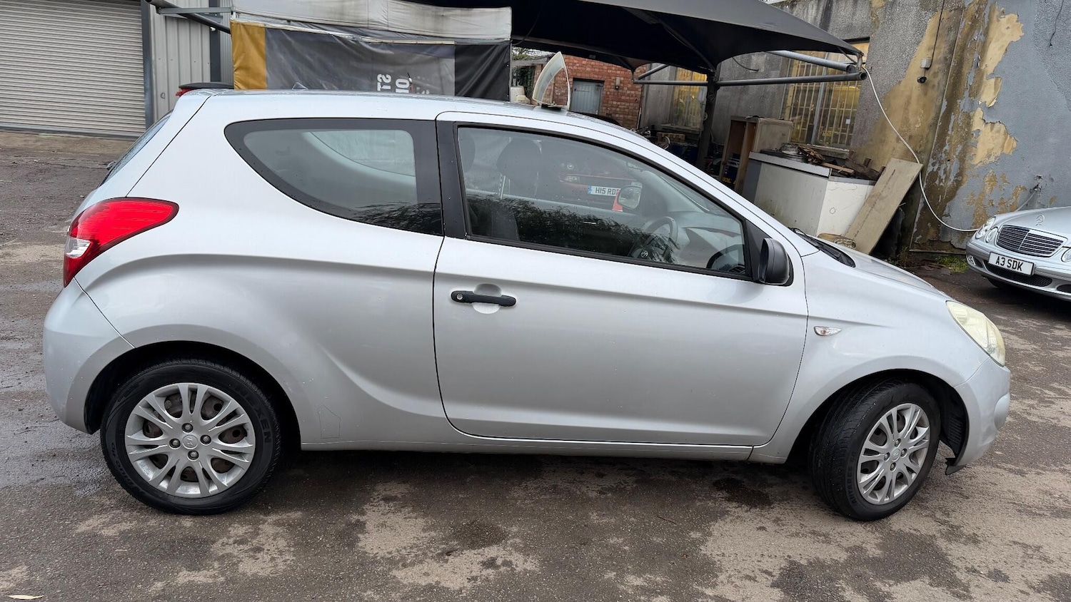 Used Hyundai i20 2009 for sale - 76743610: Photo 13