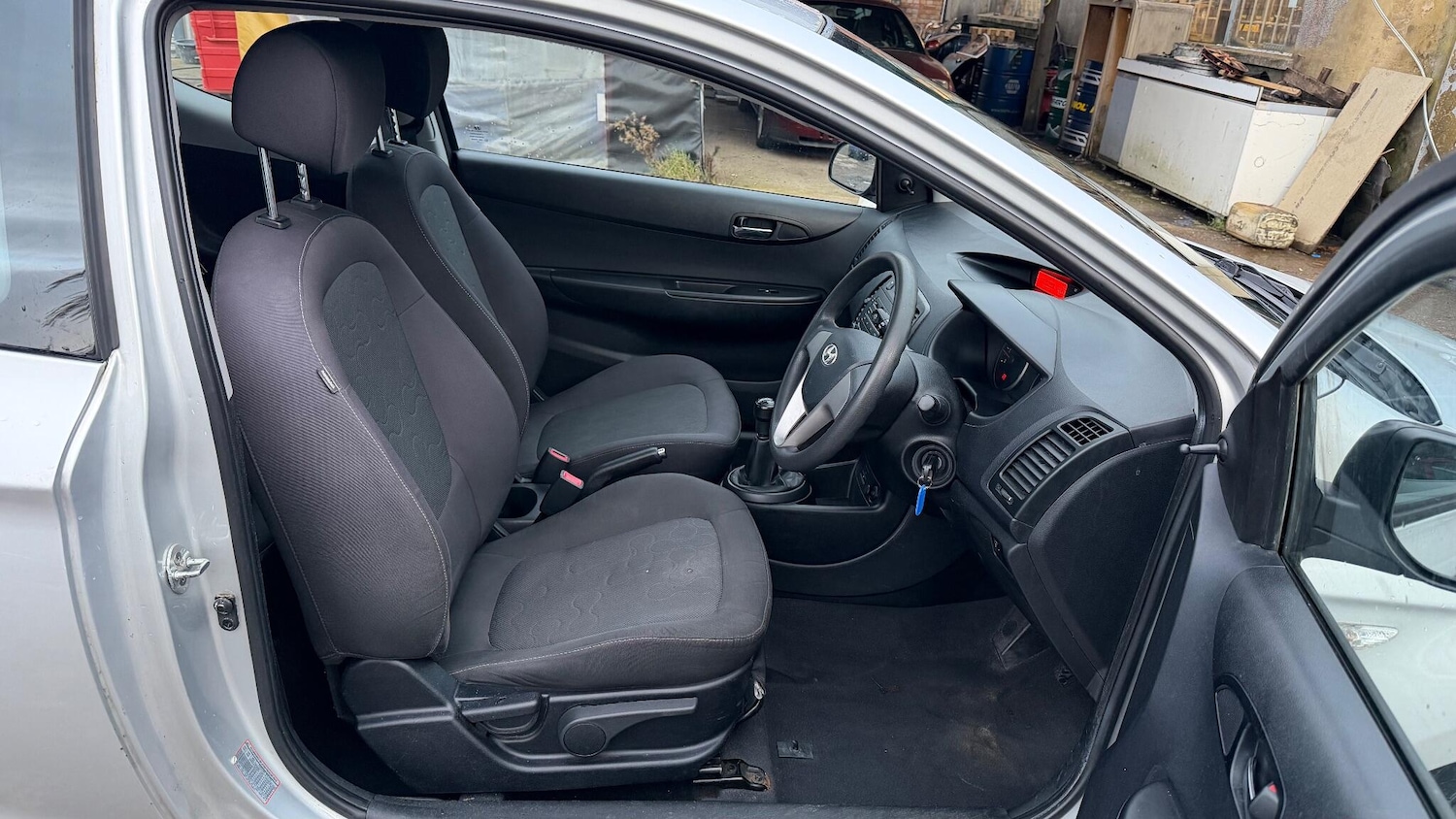 Used Hyundai i20 2009 for sale - 76743610: Photo 17