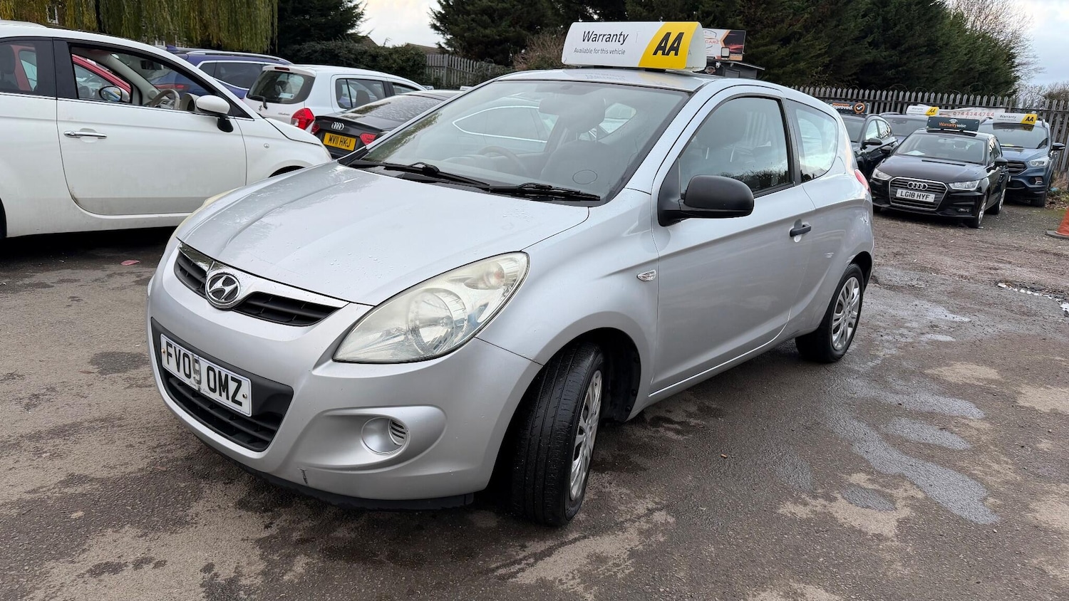 Used Hyundai i20 2009 for sale - 76743610: Photo 8