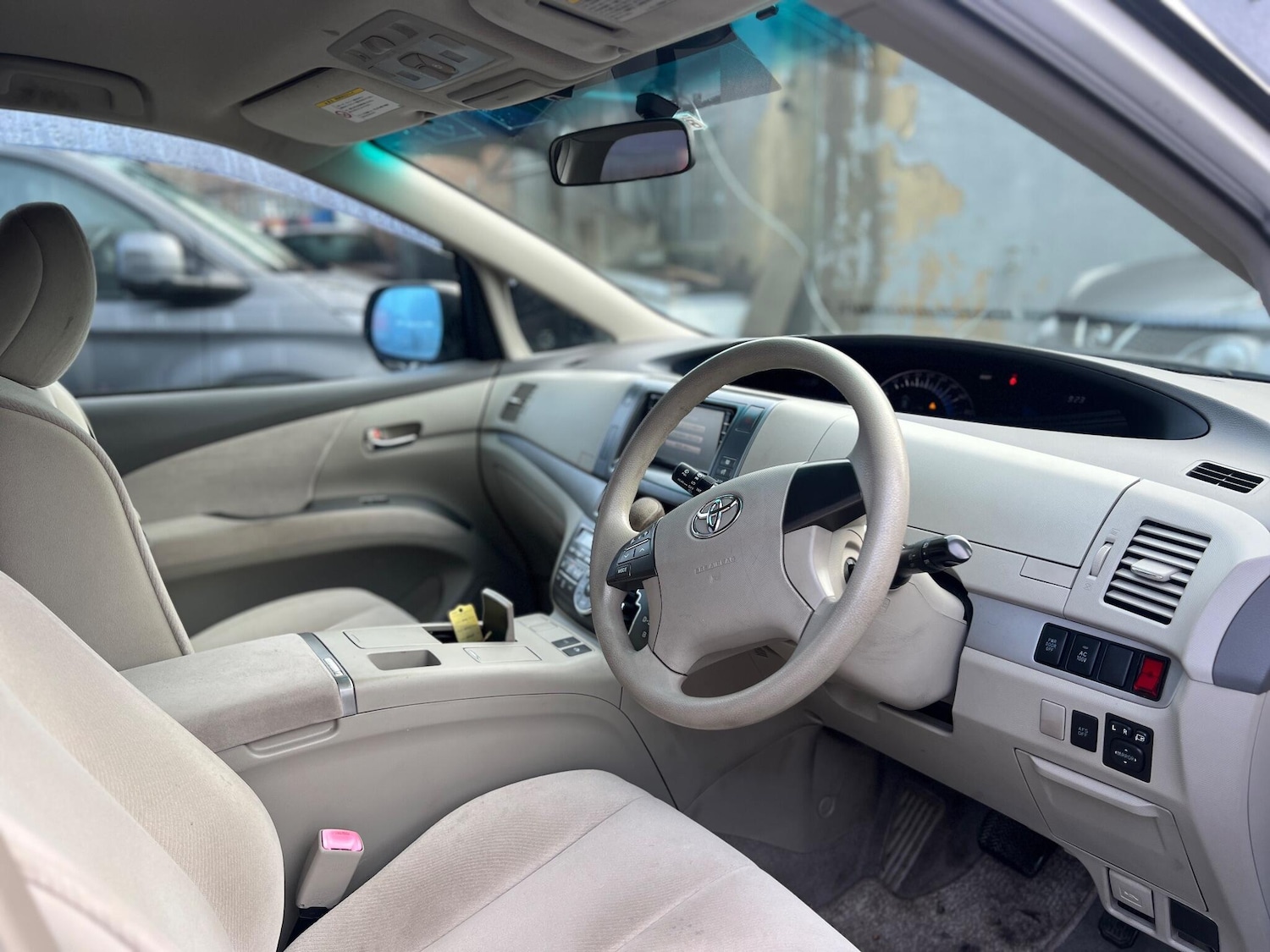 Used Toyota Estima 2023 for sale - 77016266: Photo 31