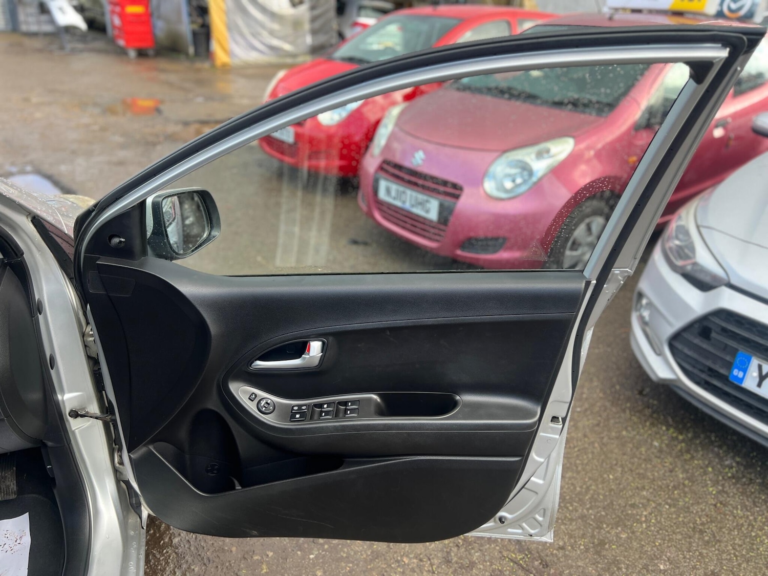 Used Kia Picanto 2012 for sale - 77710024: Photo 11