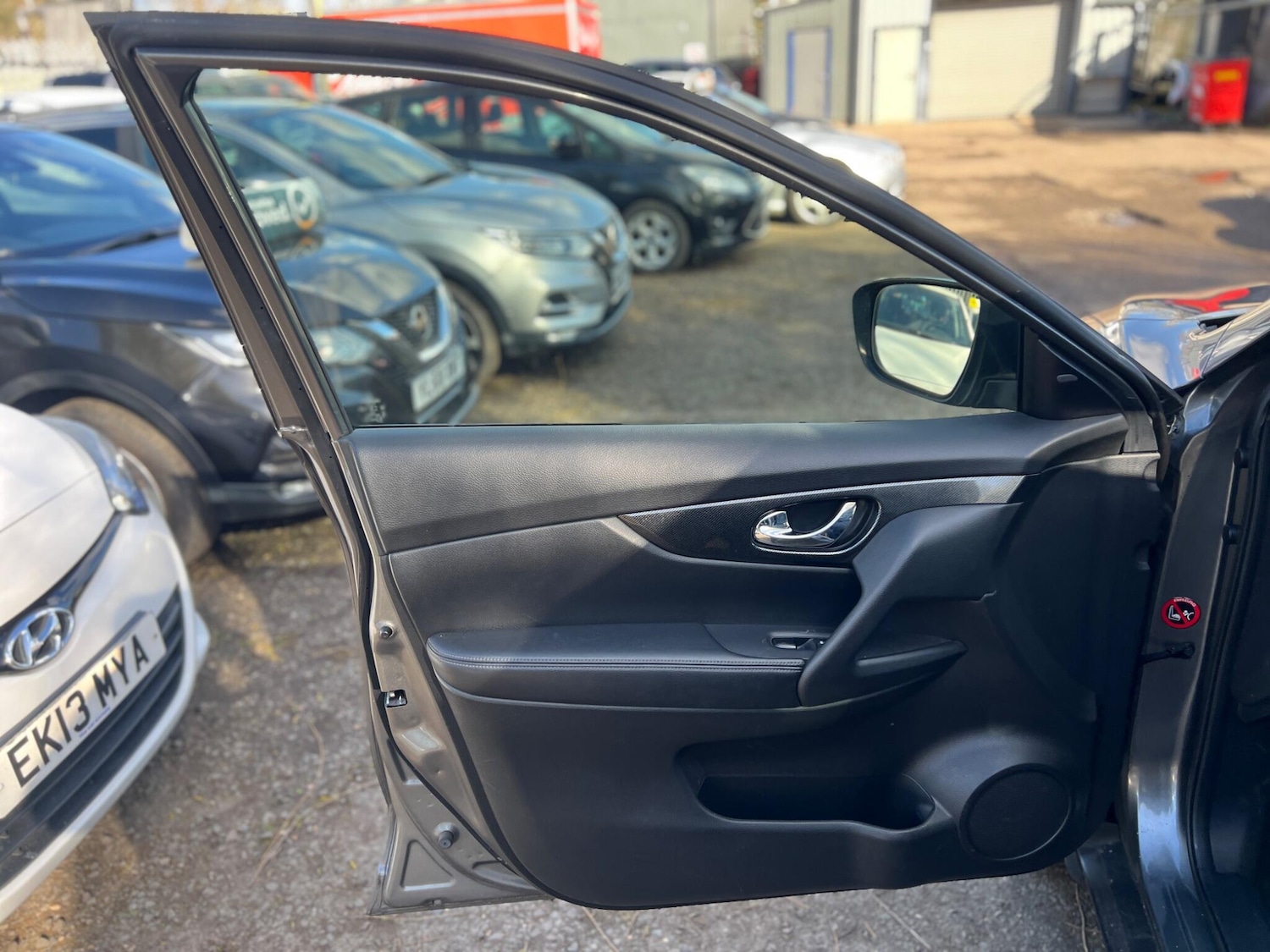 Used Nissan X-Trail 2016 for sale - 77892855: Photo 14