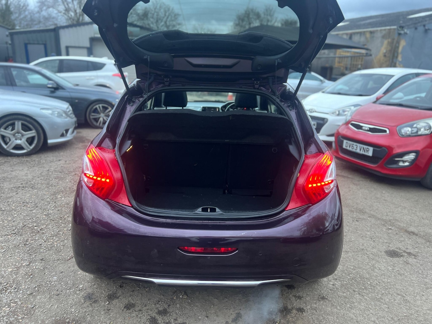 Used Peugeot 208 2013 for sale - 78007274: Photo 18