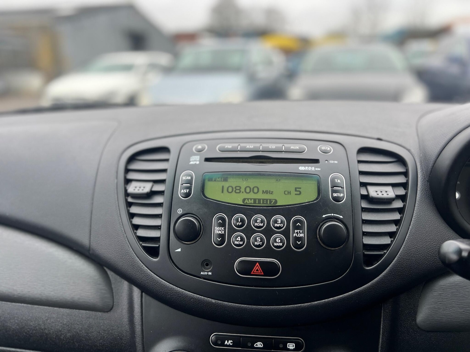 Used Hyundai i10 2010 for sale - 77155669: Photo 33