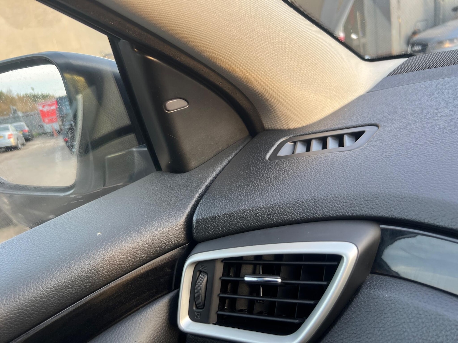 Used Nissan Qashqai 2015 for sale - 77977939: Photo 24