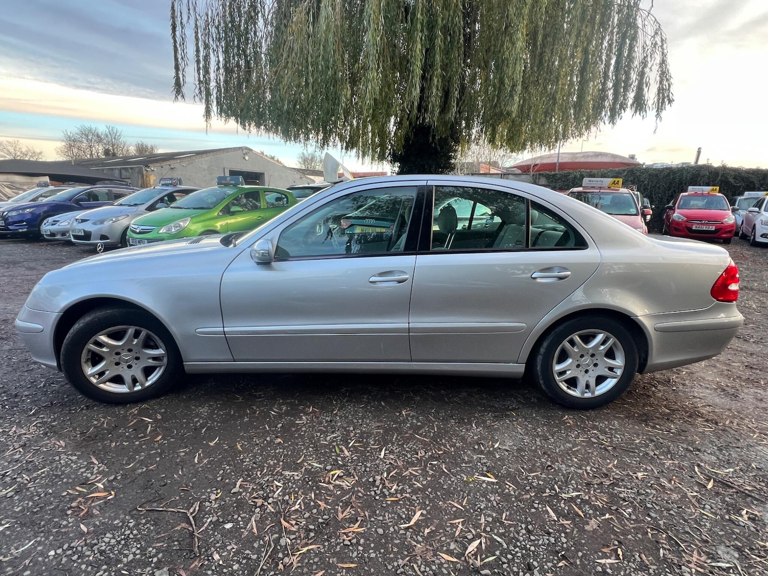 Used Mercedes-Benz E Class for sale - 76728203: Photo 10