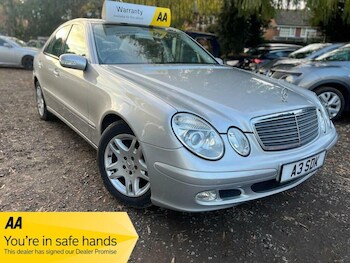 Used Mercedes-Benz E Class 2004 for sale - 76728203: Photo